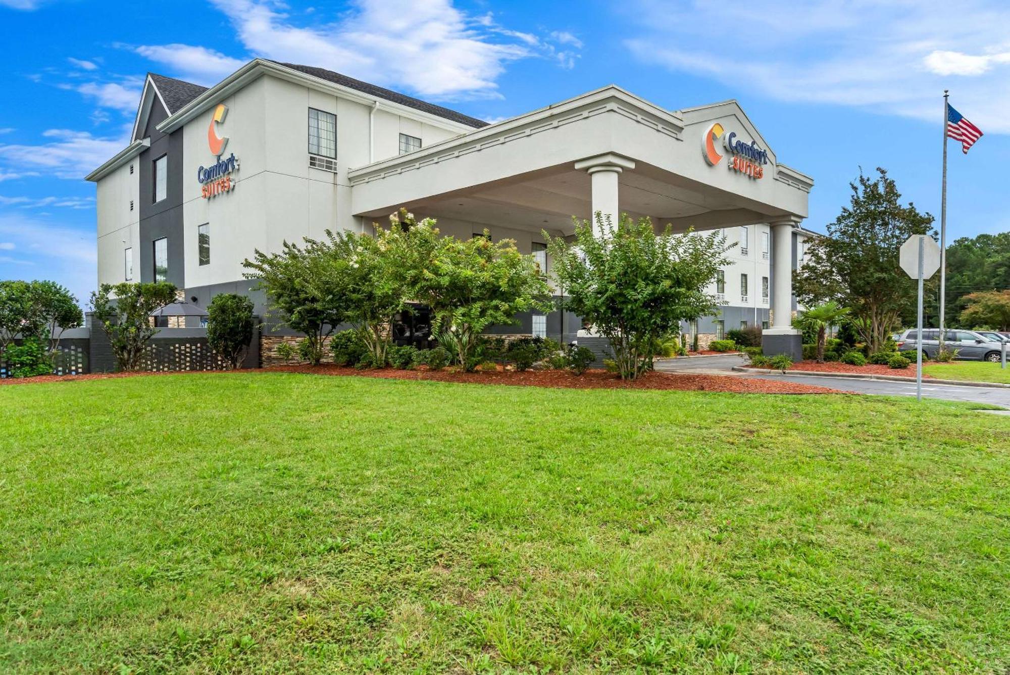 Comfort Suites Near Camp Lejeune Джаксънвил Екстериор снимка