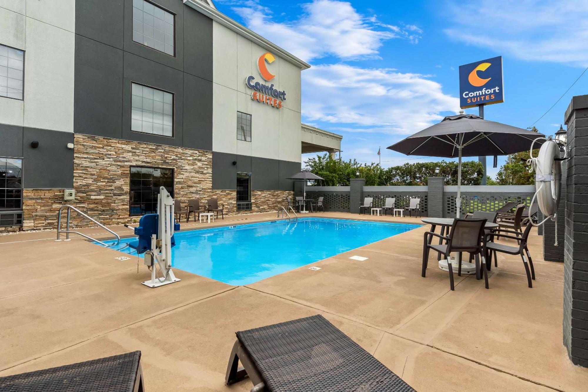 Comfort Suites Near Camp Lejeune Джаксънвил Екстериор снимка