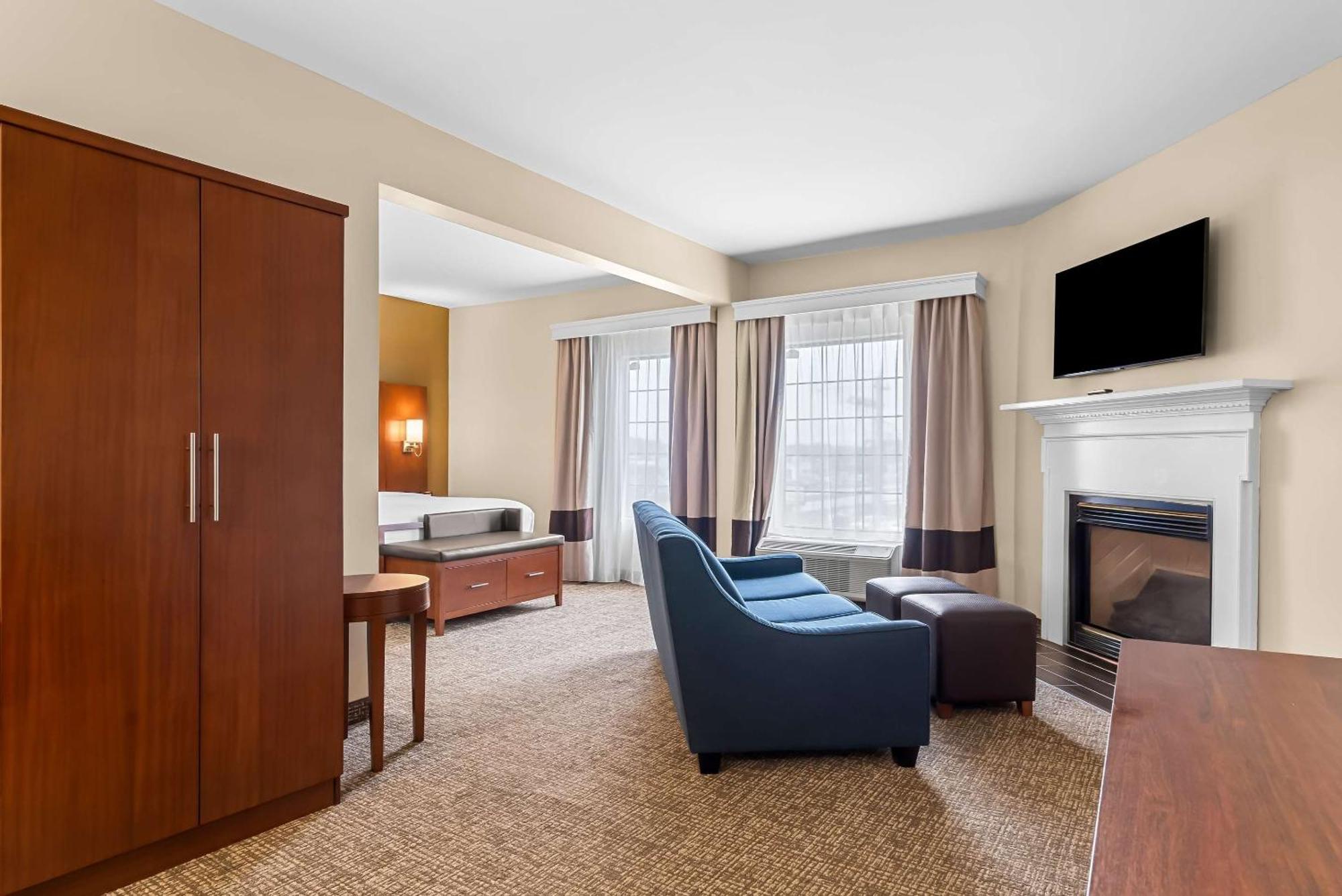 Comfort Suites Near Camp Lejeune Джаксънвил Екстериор снимка