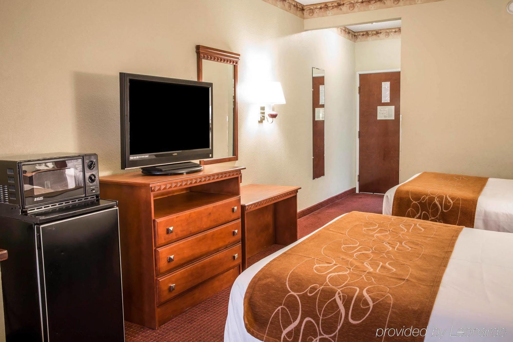 Comfort Suites Near Camp Lejeune Джаксънвил Екстериор снимка