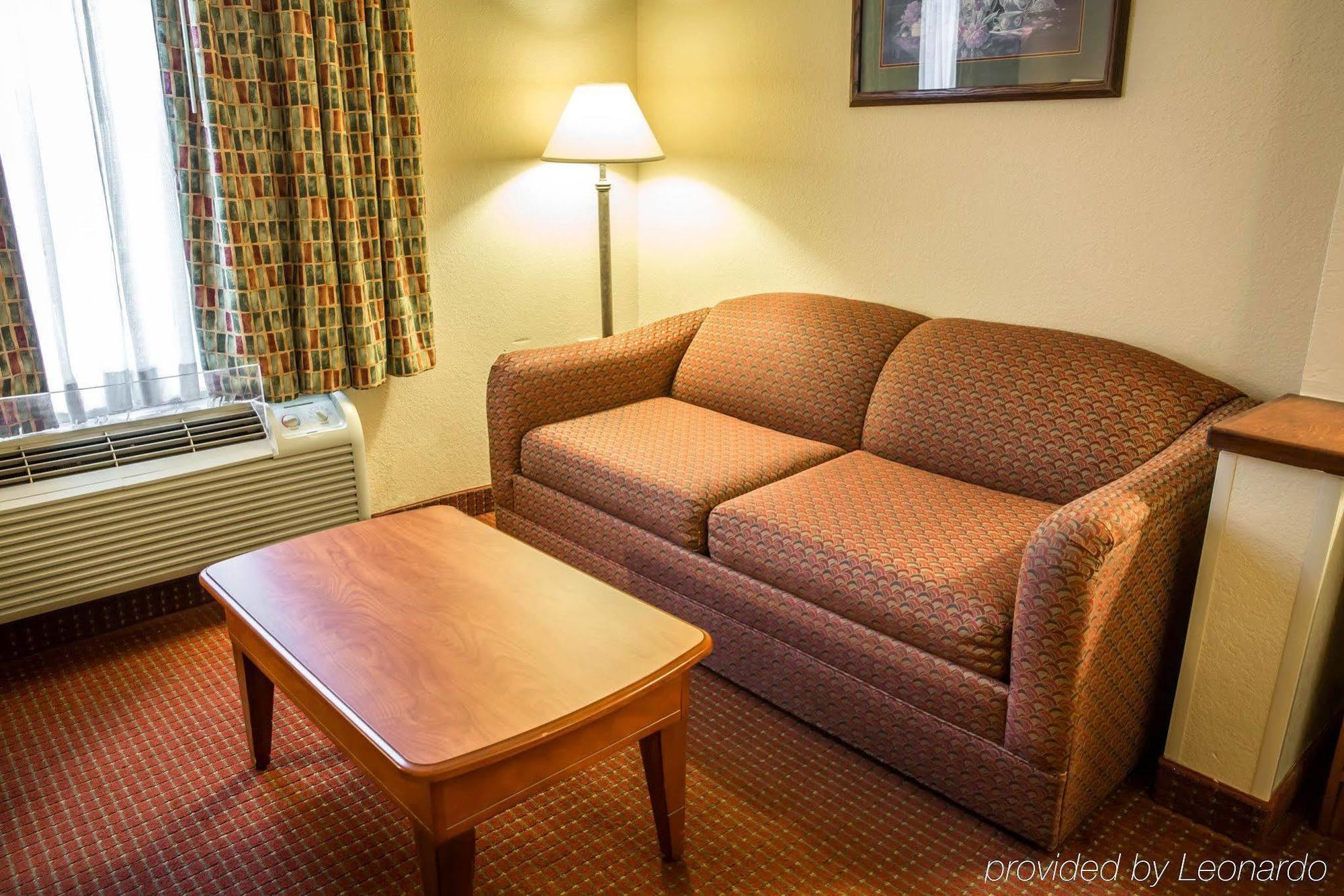 Comfort Suites Near Camp Lejeune Джаксънвил Екстериор снимка